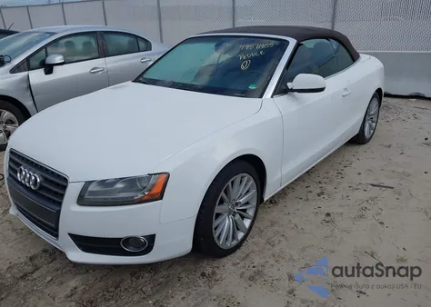 2011 Audi A5 2.0T Premium из США, поврежденный, VIN WAUJFAFH7BN018035